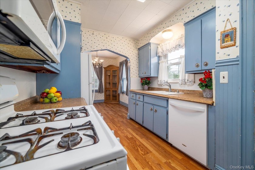 Make this warm and welcoming 4-bedroom, 2-bath cape; your own - photo 14