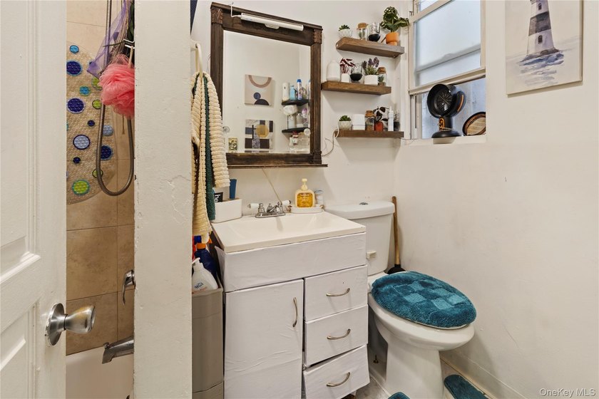 Welcome to 63 Norwood Ave, Brooklyn, NY 11208 - a - photo 18