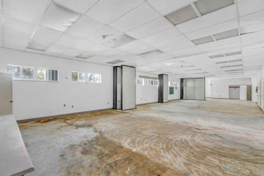 Live and/or work in this RARE 100' of waterfront re-development - photo 26