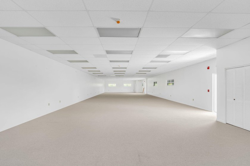 Live and/or work in this RARE 100' of waterfront re-development - photo 36