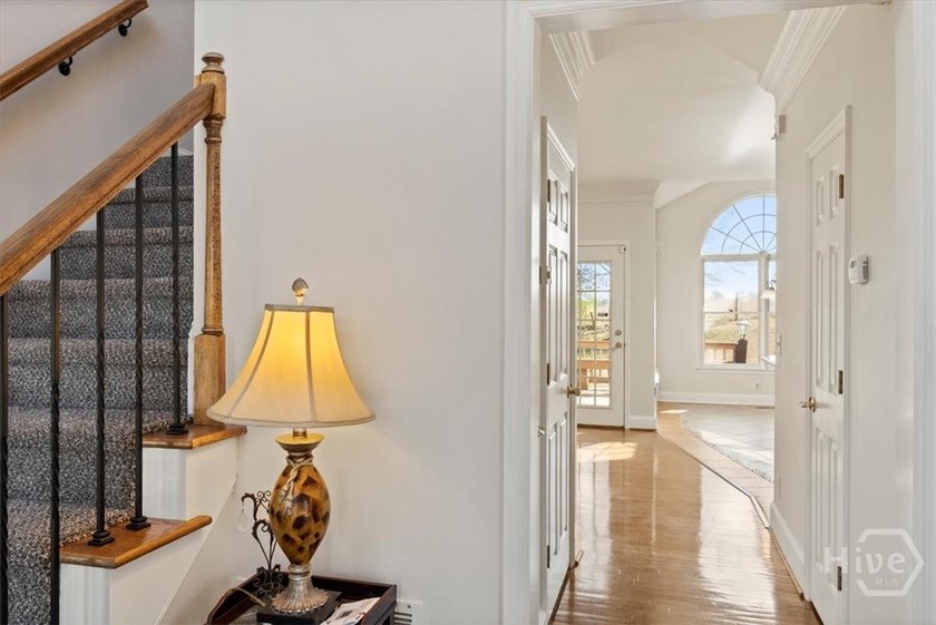 TIMELESS TRADITIONAL IN OCONEE COUNTY : 5BR, 3.5 BA two-story - photo 5