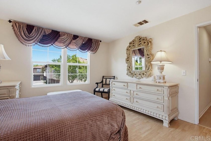**Deed Restricted Unit** DO NOT CONTACT SDHC DIRECTLY. Buyer - photo 24