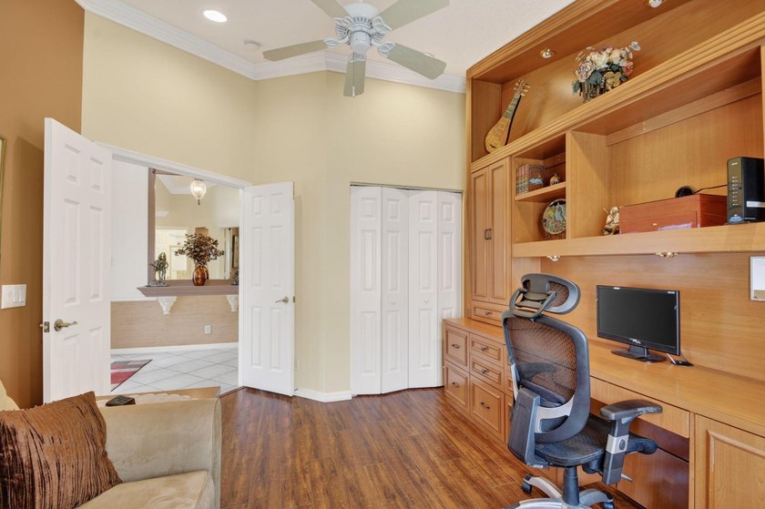 Enjoy the best of 55+ living at Bellaggio in this beautifully - photo 28