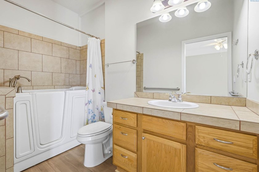 MLS# 294551 This well-maintained home is ideal for - photo 39