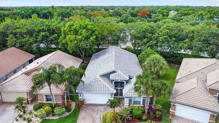 Enjoy the best of 55+ living at Bellaggio in this beautifully - photo 48