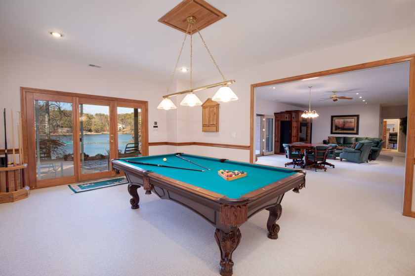 Living, Entertaining and Storage Galore on Lake Keowee SOLD - photo 26