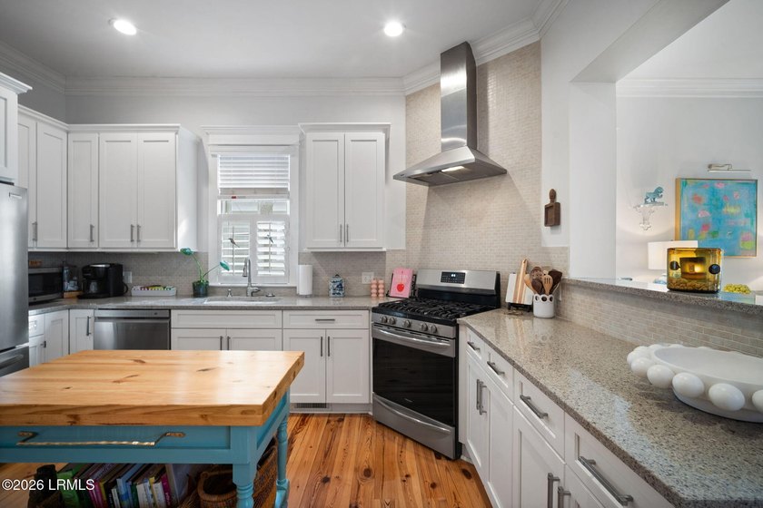 PRICED UNDER JUNE 2026 APPRAISED VALUE!!! Come Home to this - photo 17