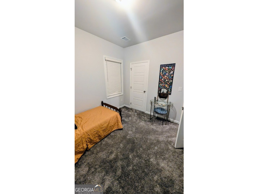 This spacious home features 5 bedrooms and 3 full bathrooms - photo 28