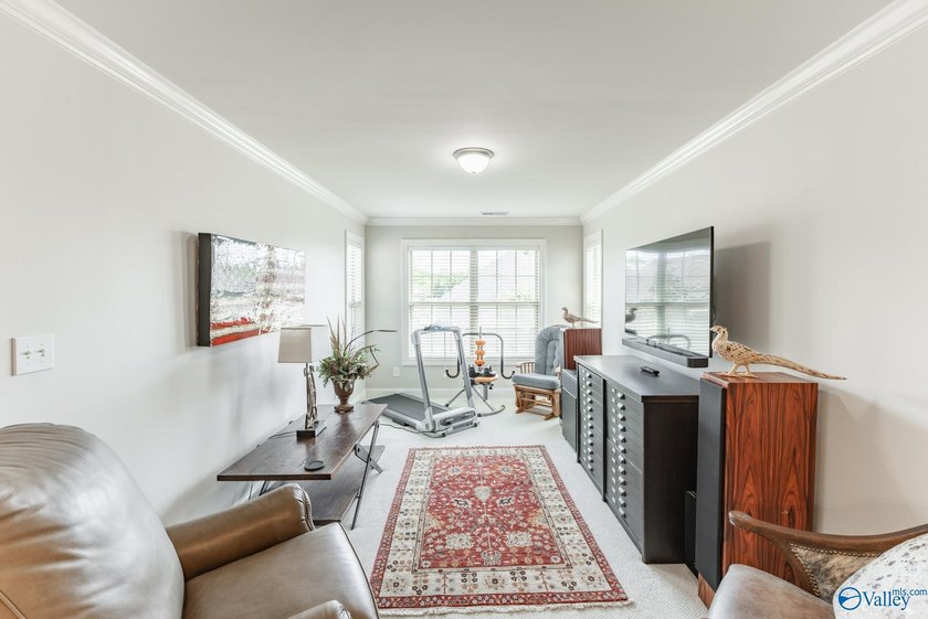 Luxury meets lifestyle in this updated Lake Forest retreat - photo 38