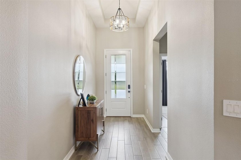 Under contract-accepting backup offers. Welcome to this - photo 49