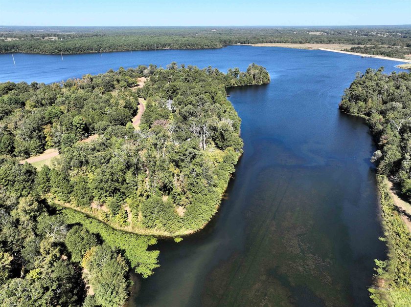 Lake front property located on Gilmer Lake. Lots are - photo 4