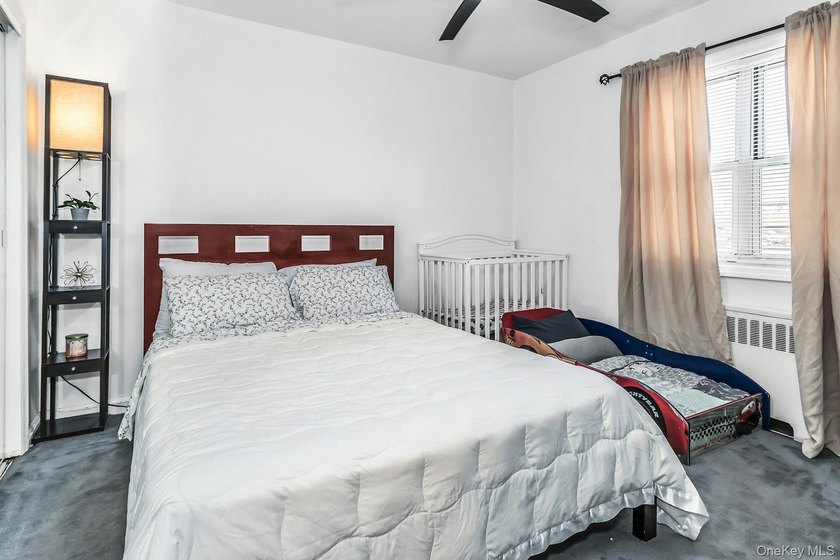 Lovely Fully Renovated 1 Bedroom, 1 Bathroom Corner Unit - photo 12