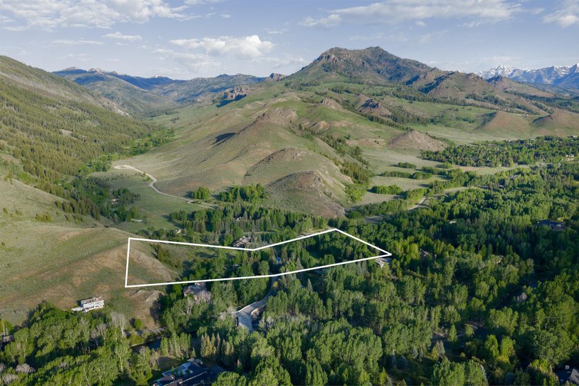 This property spans 7 acres over 3 parcels and hold deep - photo 32