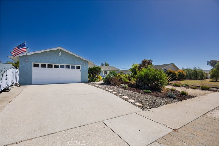 564 Stansbury - photo 3
