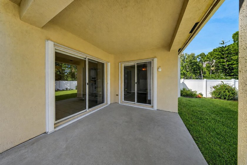 This 3BD/2BA CBS home is located in the gated community of - photo 34