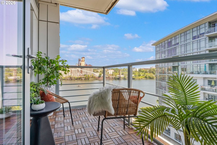 Seventh-floor views of the Willamette River from the living room - photo 9