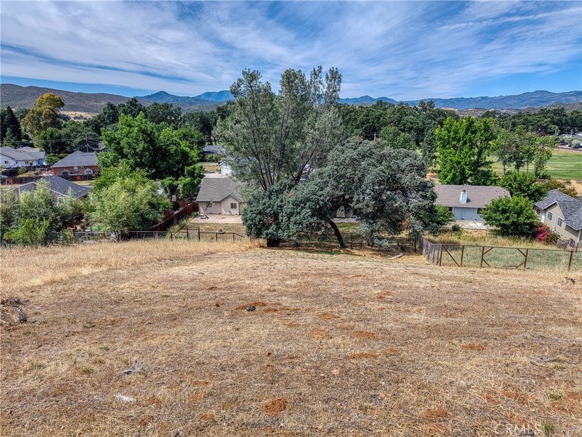 Spacious open floor plan home that has been remodeled and ready - photo 50