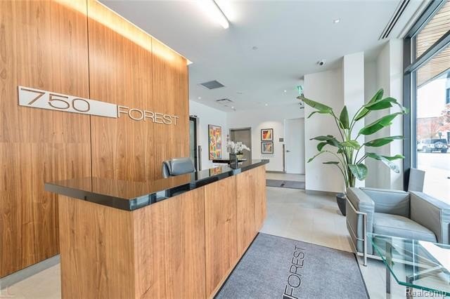 Executive retreat penthouse in downtown Birmingham! Rarely - photo 2