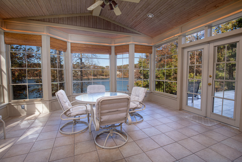 Living, Entertaining and Storage Galore on Lake Keowee SOLD - photo 12