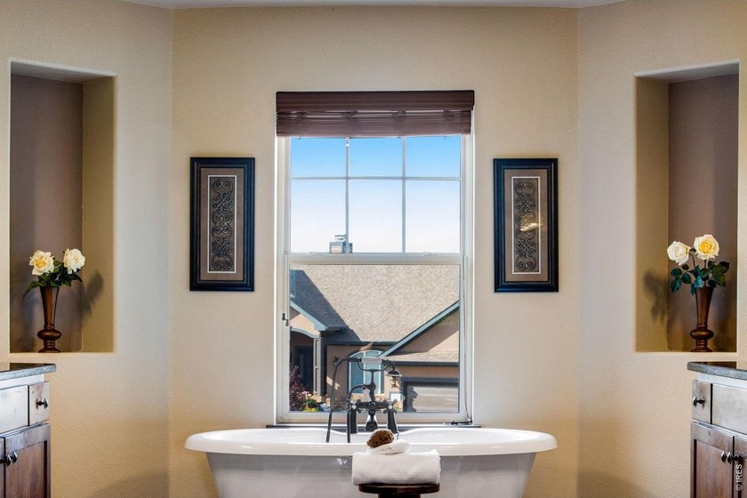 Located on the 6th hole of Highland Meadows Golf Course, this - photo 25