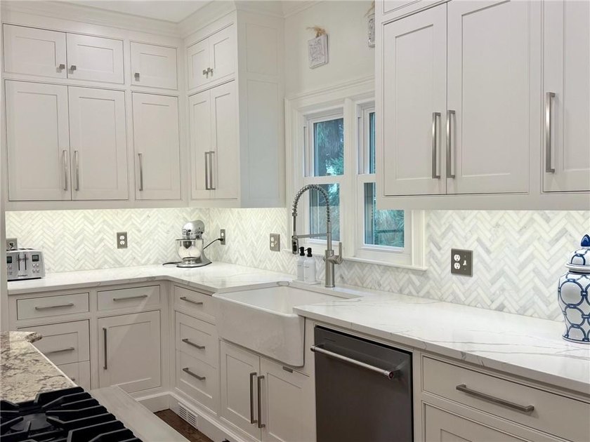 Same Brookstone Golf and Country Club Dream Home, New Price - photo 13