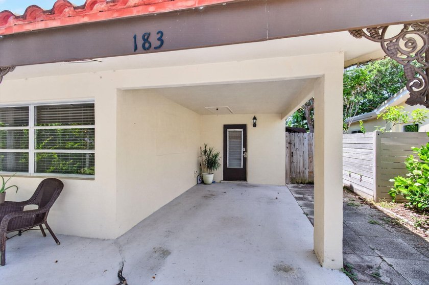 Nestled in the heart of College Park, this charming 2 bedroom, 2 - photo 5