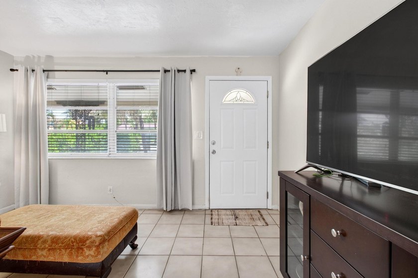 Nestled in the heart of College Park, this charming 2 bedroom, 2 - photo 6