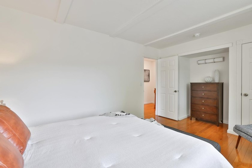 Located in the sought-after Cambrian neighborhood, bordering Los - photo 11