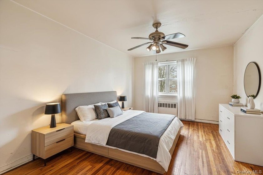 Welcome to this inviting lower-level one-bedroom, one-bath - photo 13