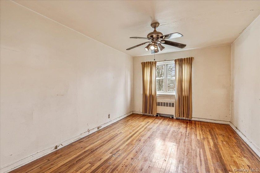 Welcome to this inviting lower-level one-bedroom, one-bath - photo 14