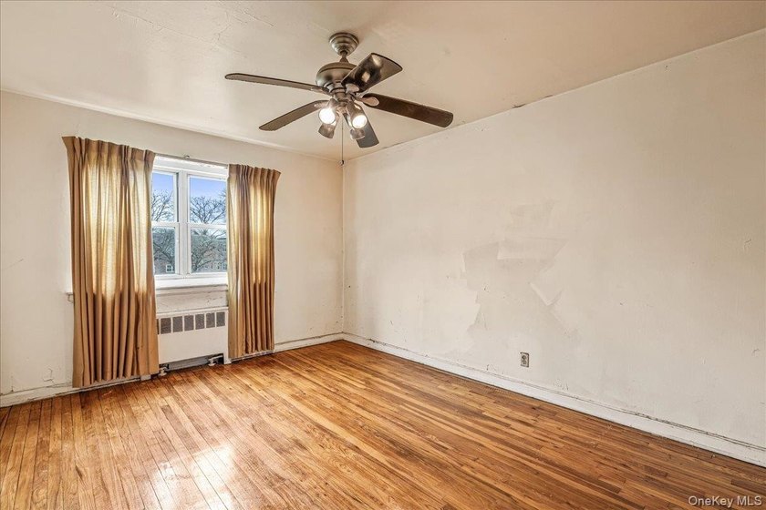 Welcome to this inviting lower-level one-bedroom, one-bath - photo 15