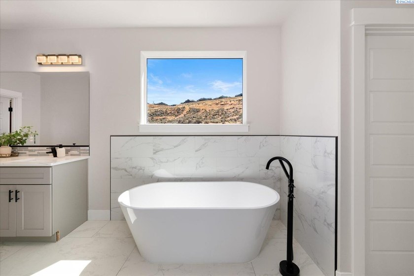 Discover the perfect balance of luxury, comfort, and space in - photo 26