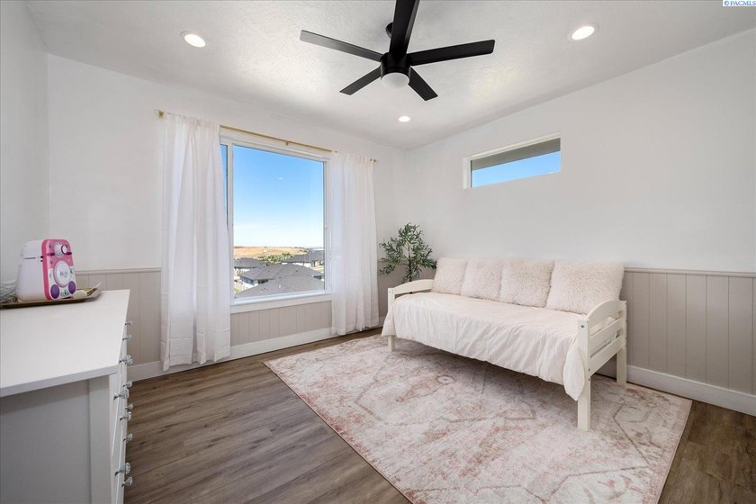 Discover the perfect balance of luxury, comfort, and space in - photo 33