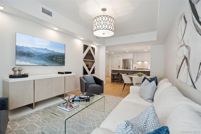 Immediate occupancy available in The Rose at Great Neck. 40-New - photo 10