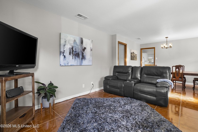 Great home with all new roof, water heater, and a/c. Well - photo 7