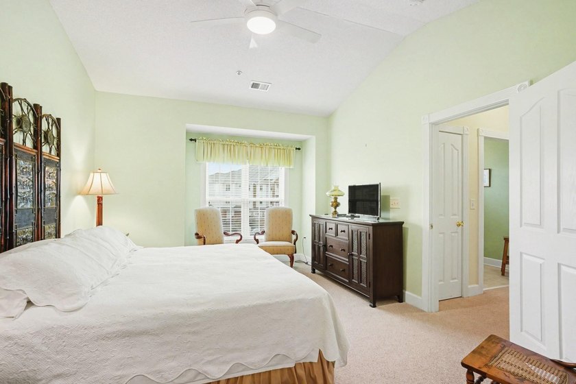Experience the perfect blend of low-maintenance living and - photo 14