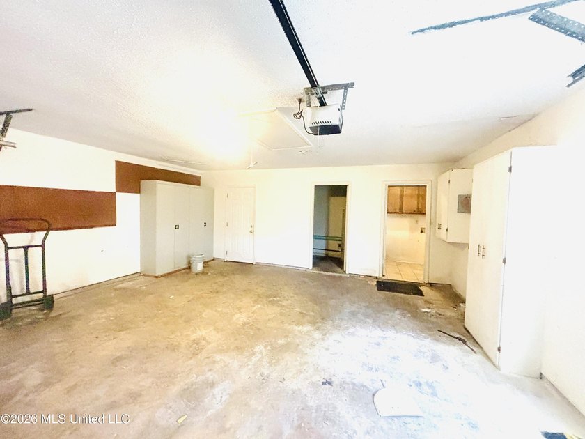 Investor Special! This property has been updated with fresh - photo 15