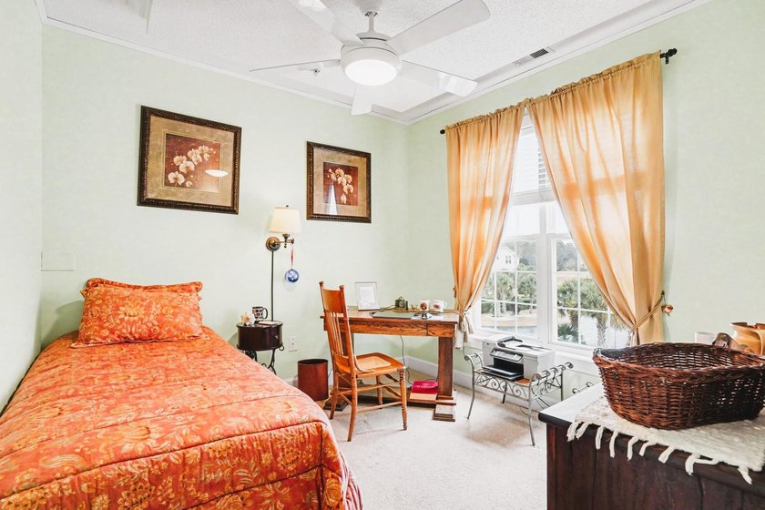 Experience the perfect blend of low-maintenance living and - photo 22