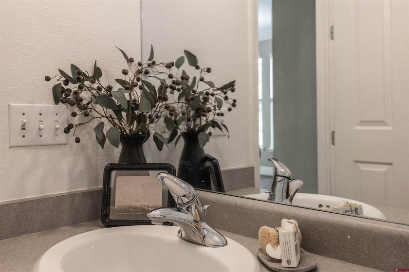 Move-in ready and beautifully maintained, this inviting home is - photo 15