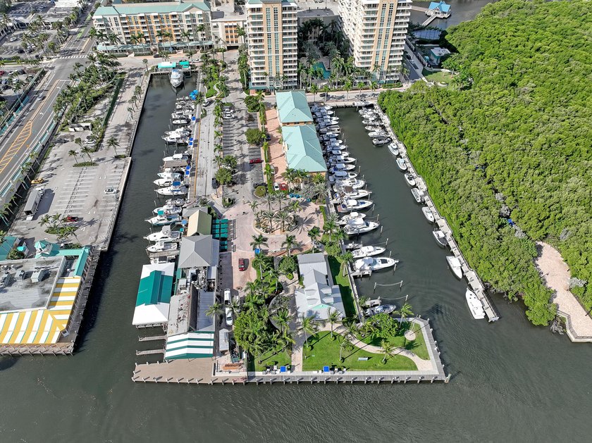 Lots of great perks come with this Marina Village corner unit - photo 9
