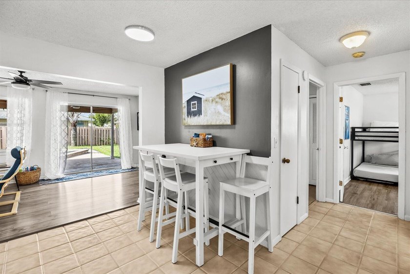 Welcome to 1004 NW 16th Pl in Stuart, FL 34994. Bring your boat - photo 6