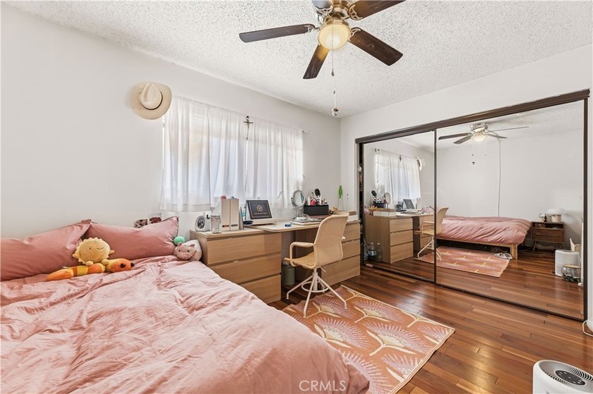 Just two short blocks from the sand, this inviting coastal condo - photo 19