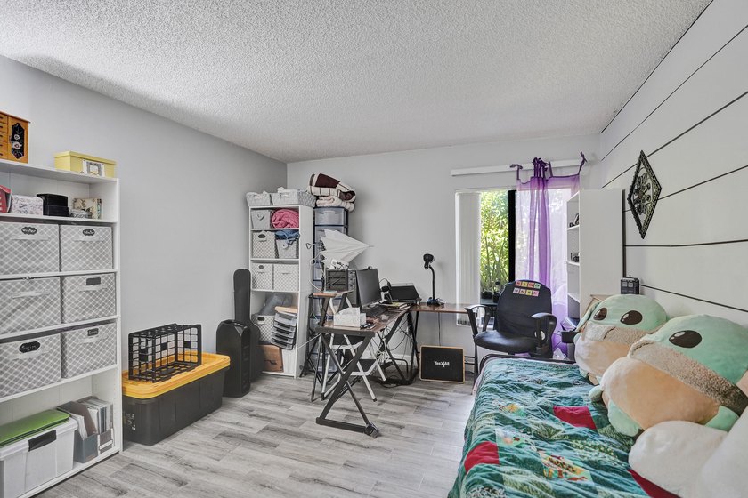 Come live in an All AGE Beautiful Community in East Boca Raton - photo 10
