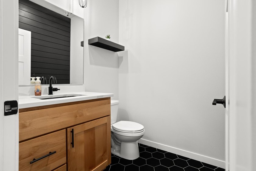Welcome to this exceptional two-story home, perfectly situated - photo 12