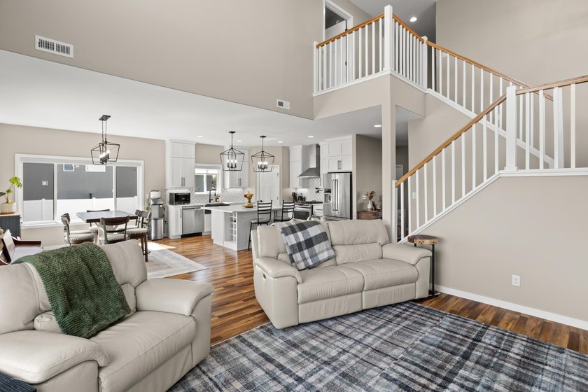 Welcome to this exceptional two-story home, perfectly situated - photo 16