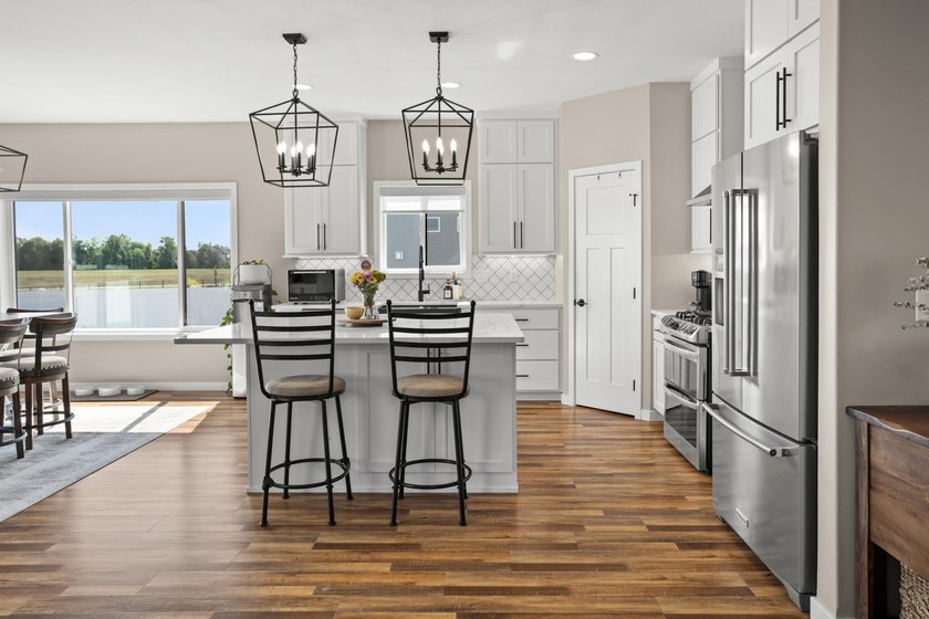Welcome to this exceptional two-story home, perfectly situated - photo 18