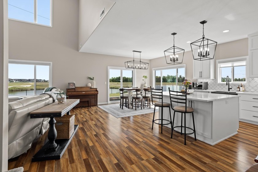 Welcome to this exceptional two-story home, perfectly situated - photo 19