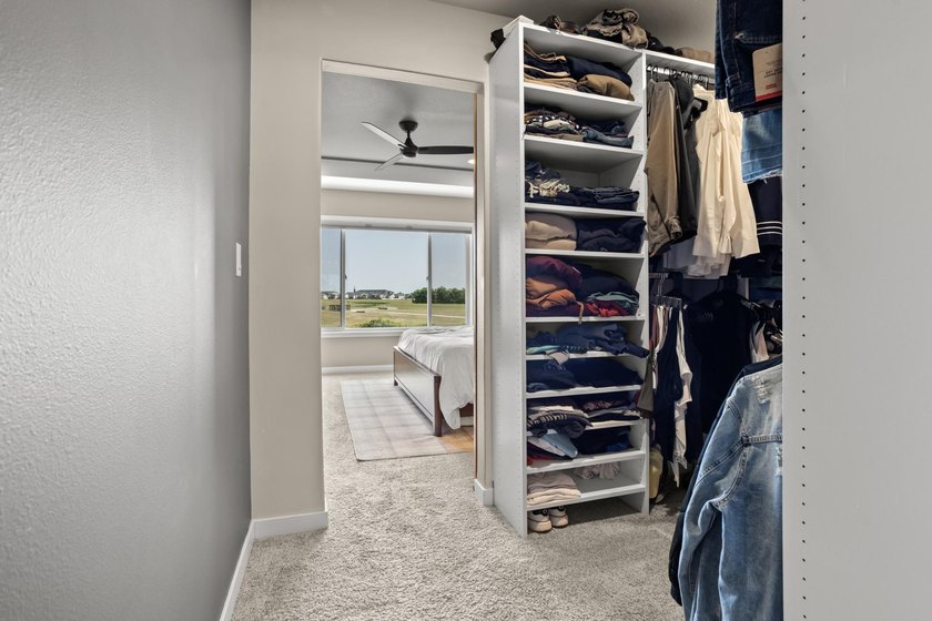 Welcome to this exceptional two-story home, perfectly situated - photo 30