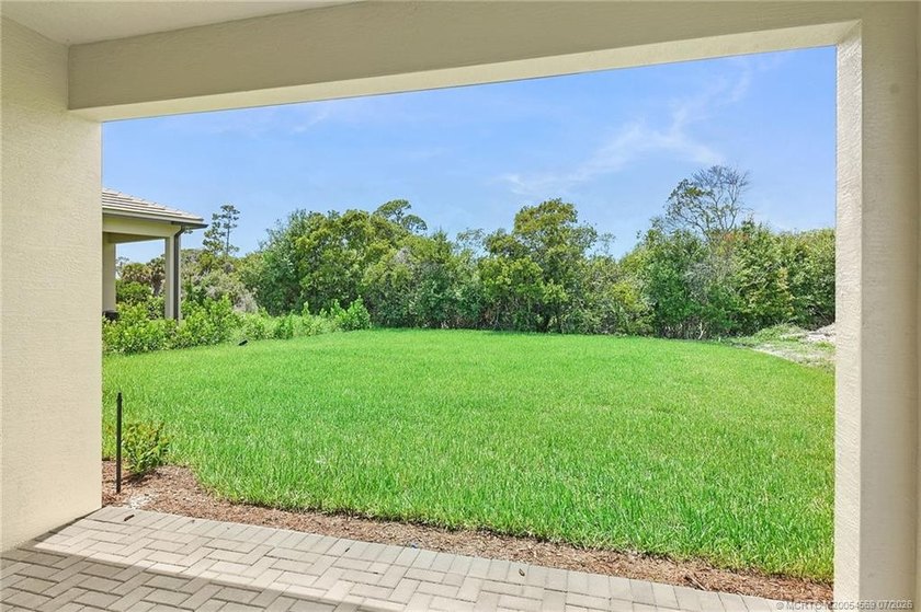 This 5 bedroom 3.5 bathroom home on an oversized lot is move-in - photo 41