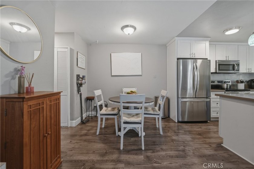 2 bed townhouse in Rancho Penasquitos offering mountain views - photo 8